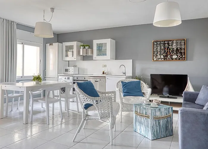 Vistas Al Mar. Gran Terraza * Калелья