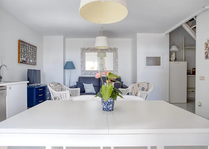 Vistas Al Mar. Gran Terraza Apartment *