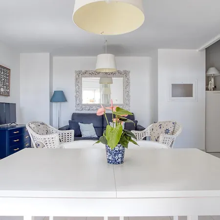 Vistas Al Mar. Gran Terraza Appartamento *